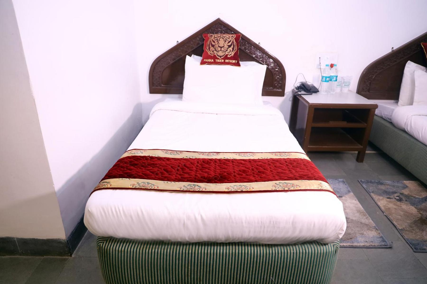 Panna Tiger Resort- Riverside Property Rajgarh  Экстерьер фото
